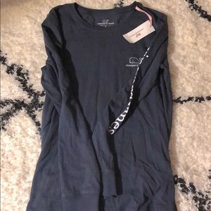 long sleeve women’s vineyard vine tee shirt